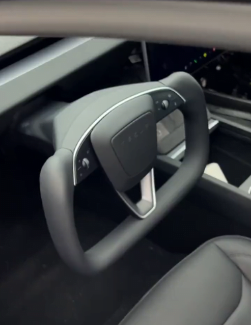 Tesla Model 3 Highland Yoke Steering Wheel (Inspired Designed by Model X/S Plaid Yoke Style)
